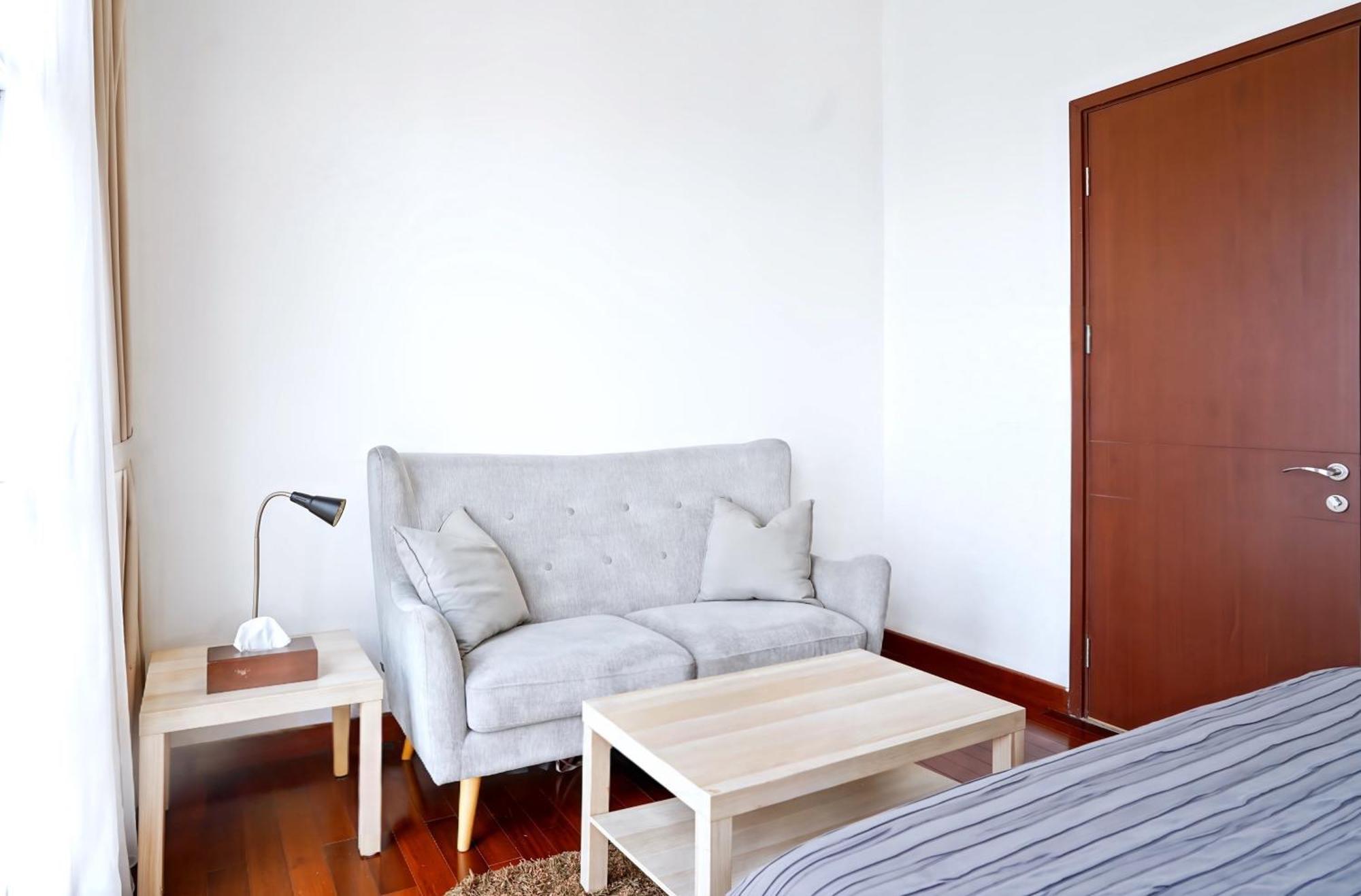 2Br Lucky Tower Residence Jakarta Old Town Top Floor Condo Exterior photo