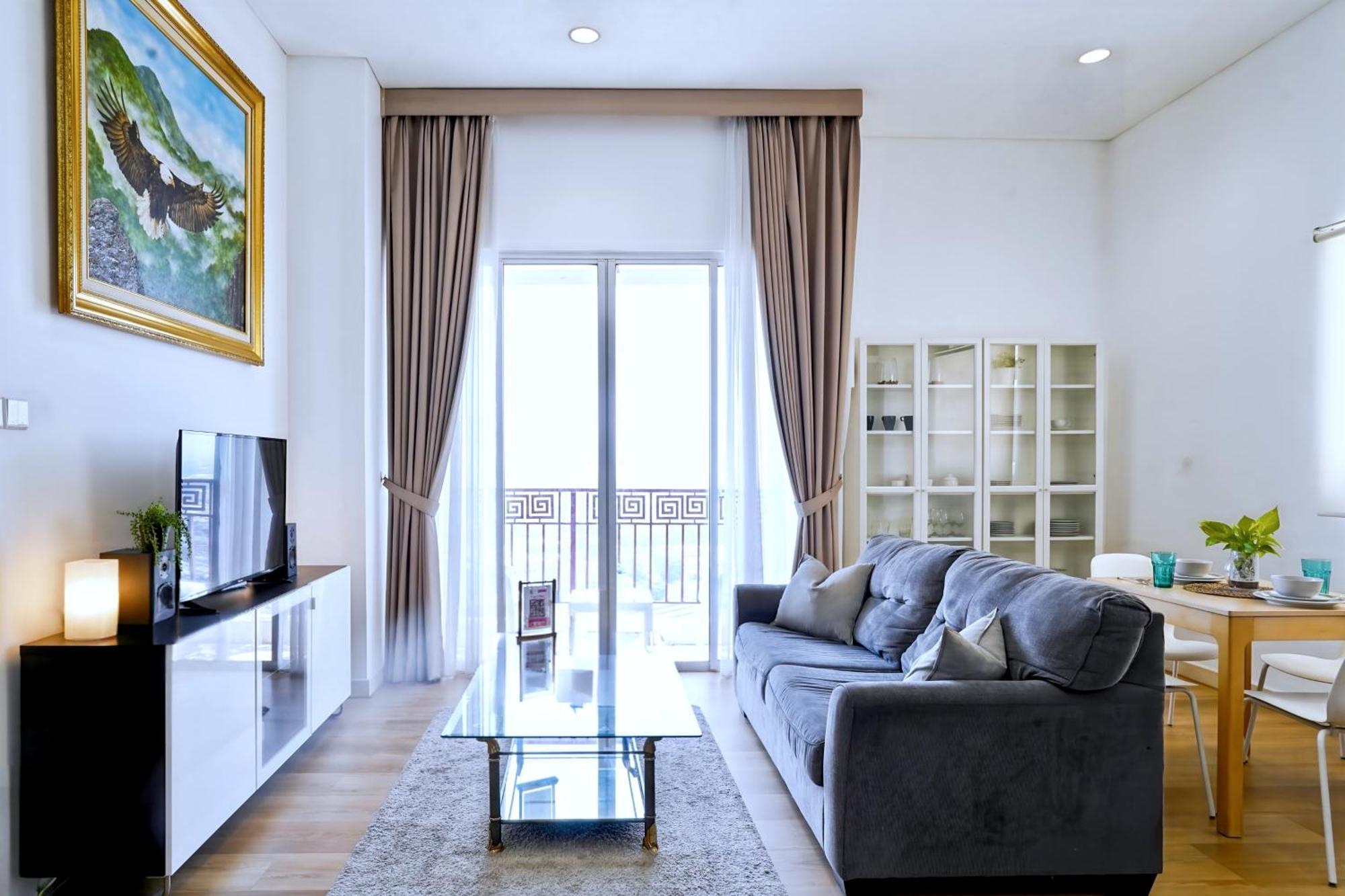 2Br Lucky Tower Residence Jakarta Old Town Top Floor Condo Exterior photo
