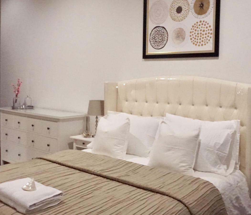2Br Lucky Tower Residence Jakarta Old Town Top Floor Condo Exterior photo